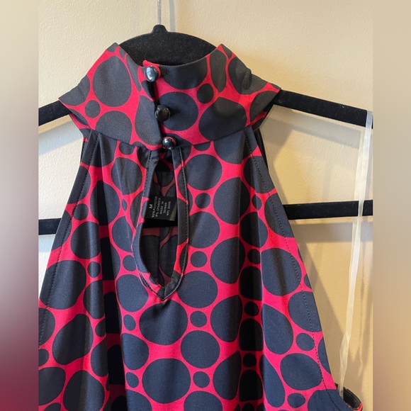 I•N•C Women’s High Neck Halter top - Medium - NWT - Black/Red - Picture 6 of 8